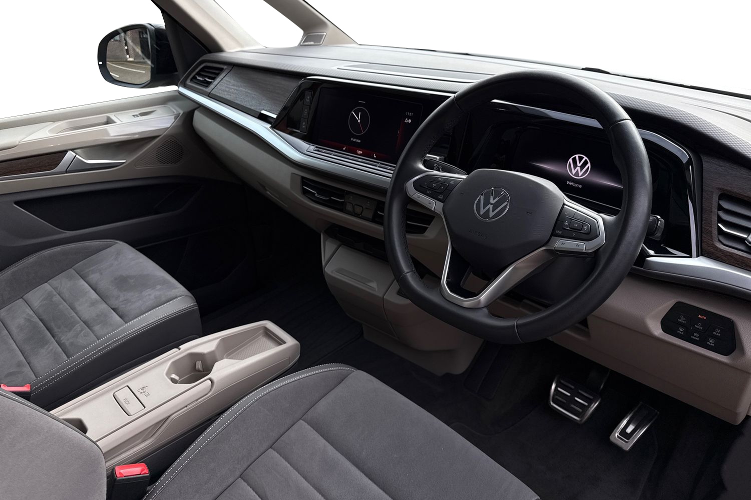 Used Volkswagen Multivan 2025 for sale - 77733607: Photo 14