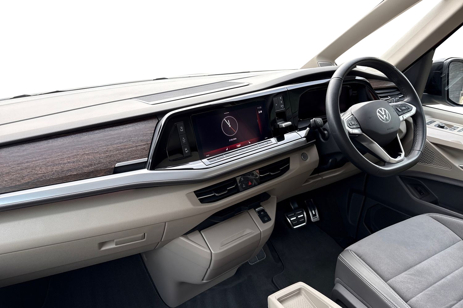 Used Volkswagen Multivan 2025 for sale - 77733607: Photo 15