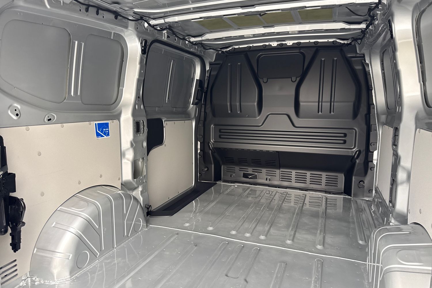 Used Volkswagen Transporter 2025 for sale - 76919373: Photo 28