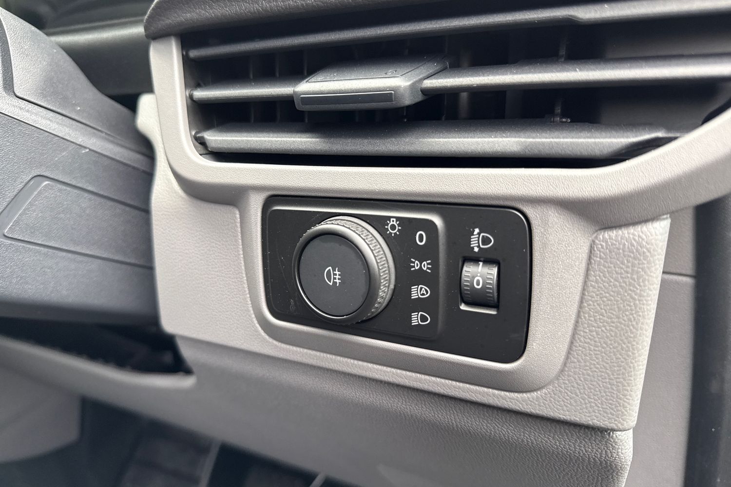 Used Volkswagen Transporter 2025 for sale - 76919373: Photo 32