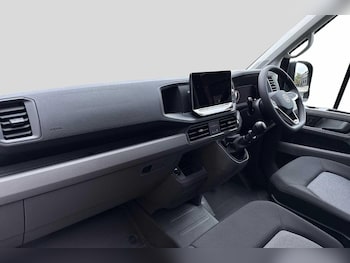 Used Volkswagen Crafter 2025 for sale - 76264158: Photo