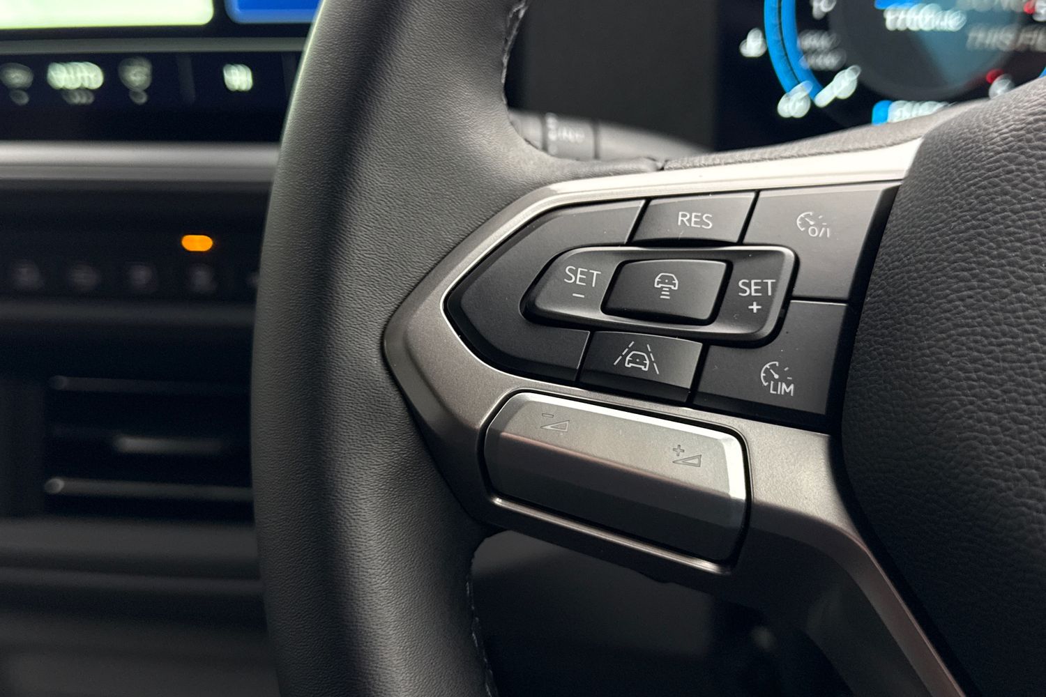 Used Volkswagen Transporter 2025 for sale - 77287203: Photo 32