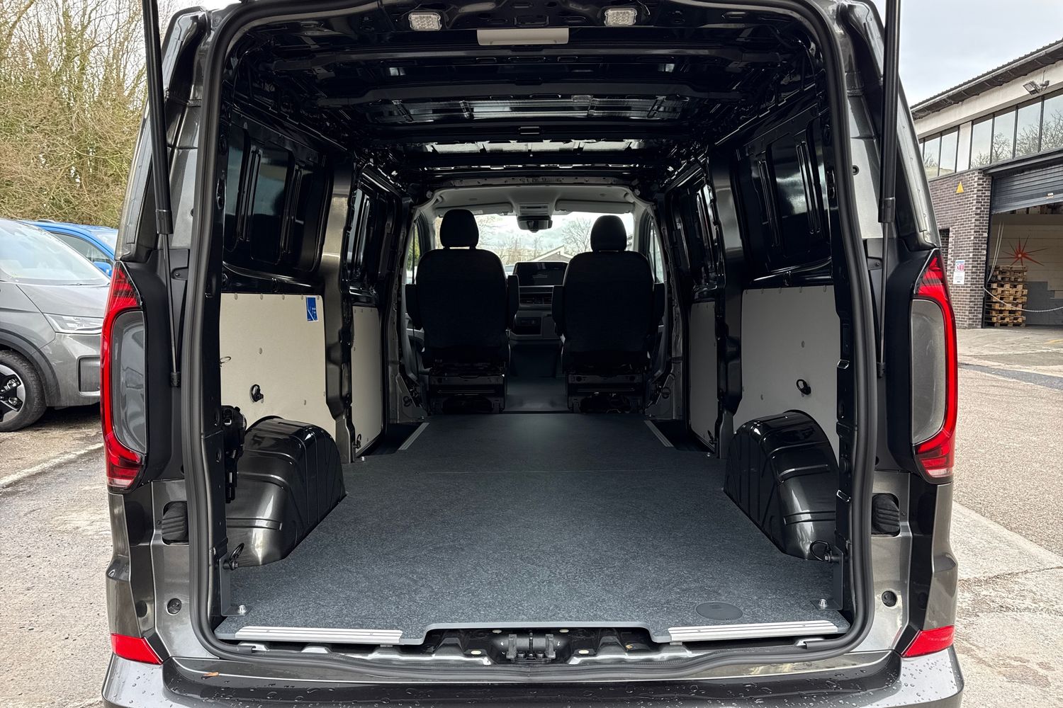 Used Volkswagen Transporter 2025 for sale - 77287203: Photo 6