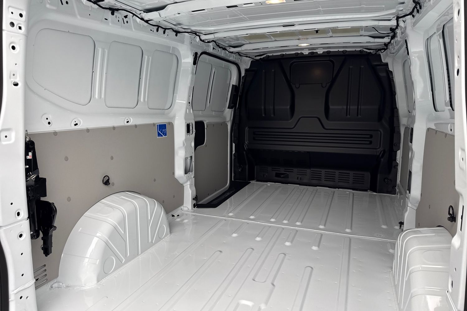 Used Volkswagen Transporter 2025 for sale - 76495106: Photo 37