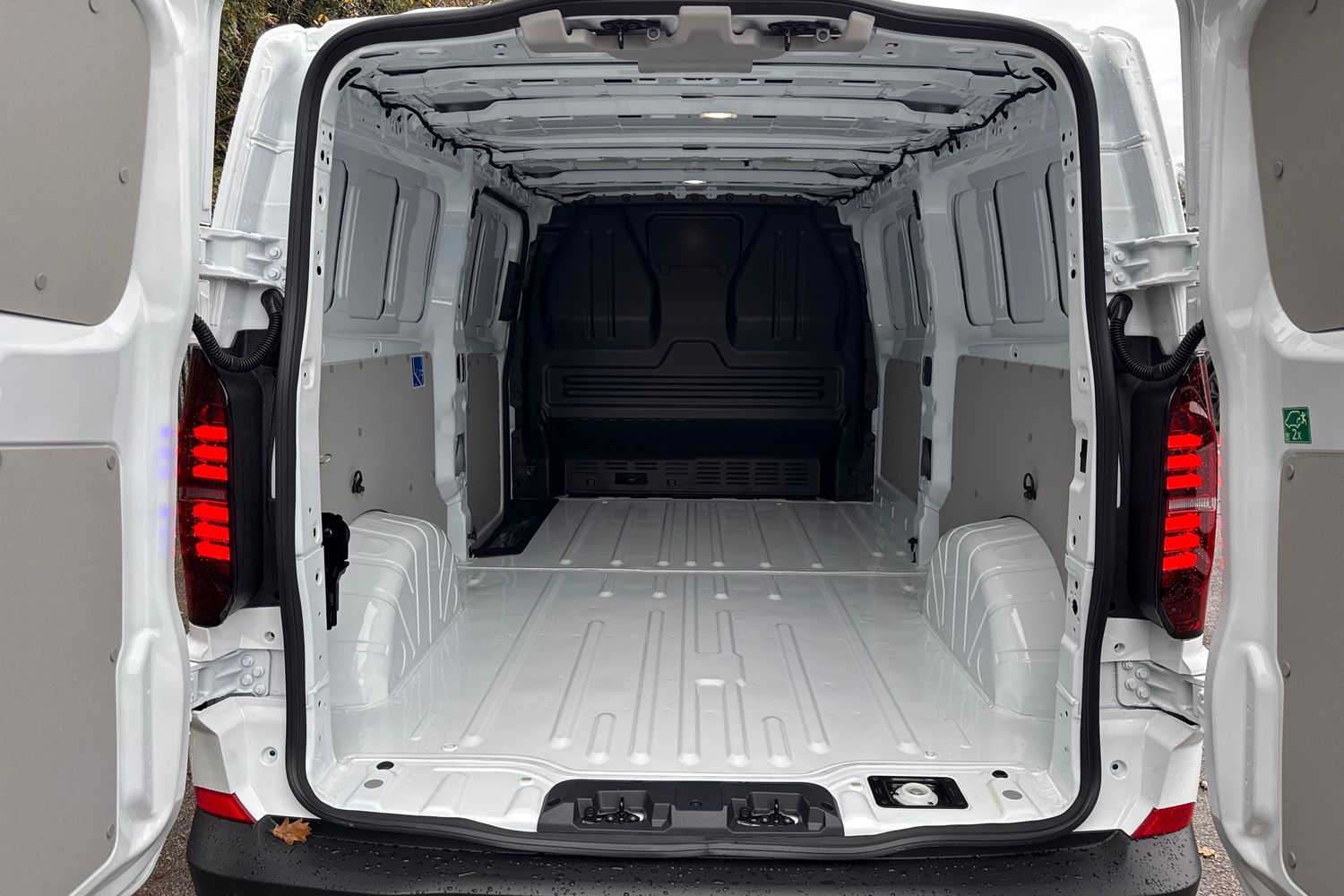 Used Volkswagen Transporter 2025 for sale - 76495106: Photo 6