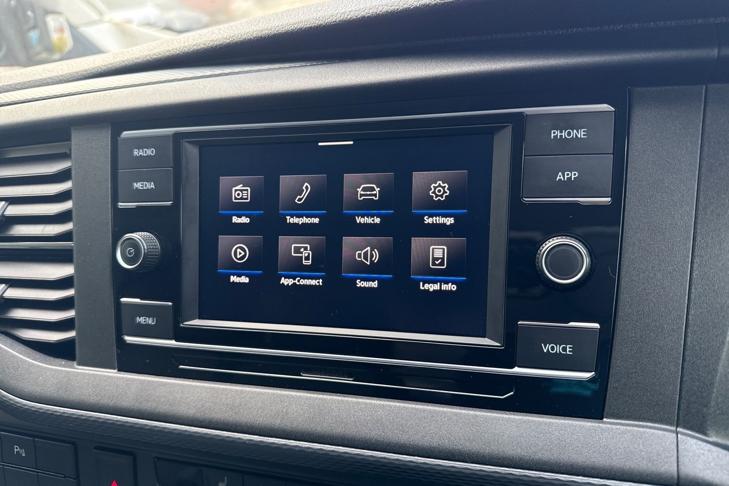 Used Volkswagen Transporter 2024 for sale - 77083946: Photo 30