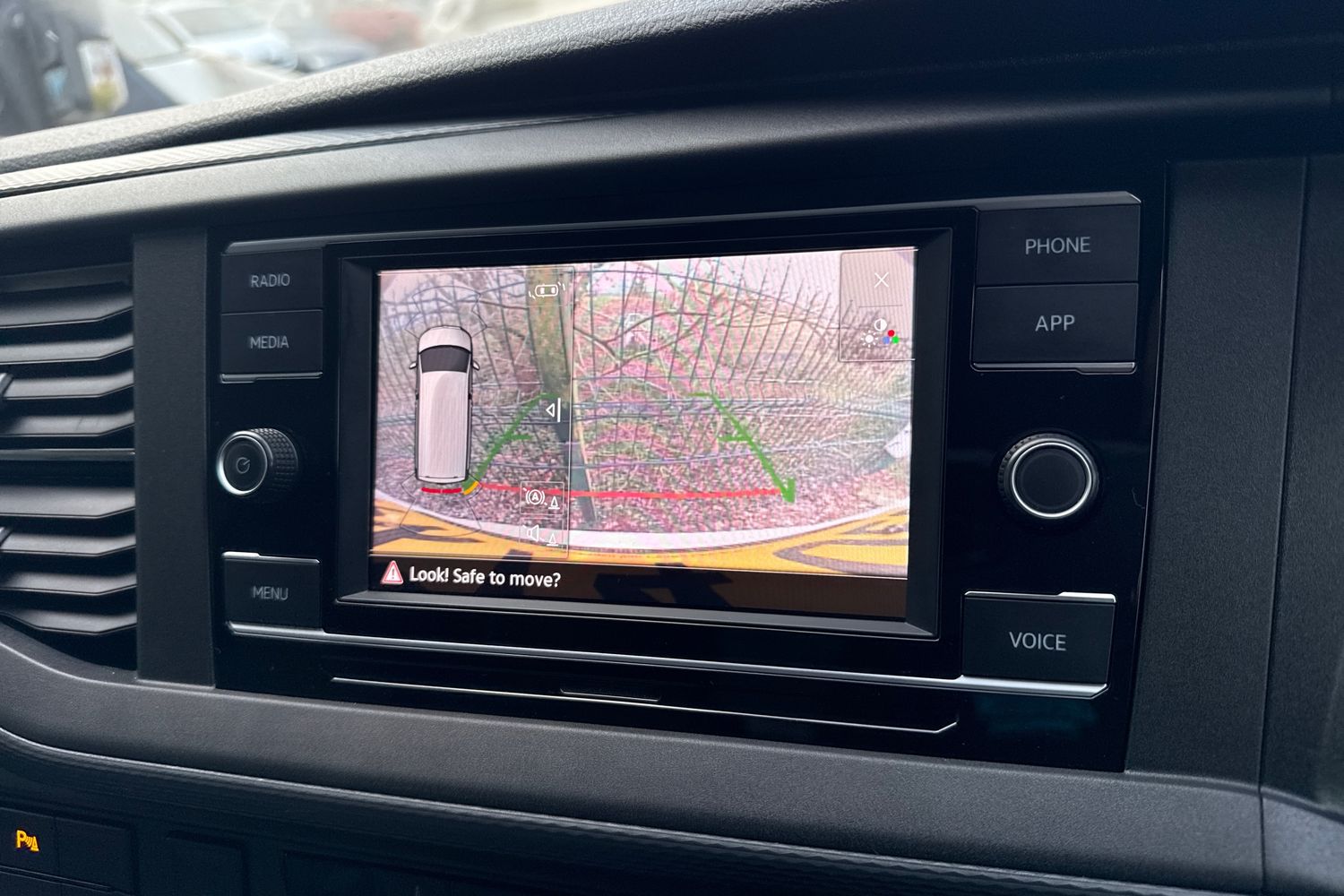 Used Volkswagen Transporter 2024 for sale - 77083946: Photo 31