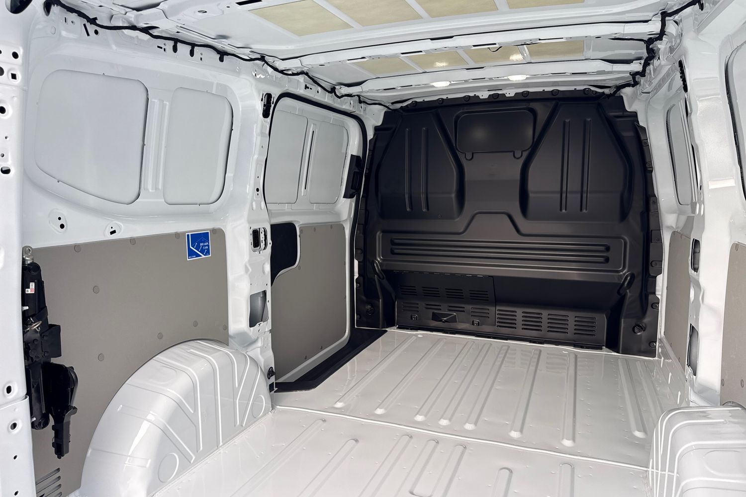 Used Volkswagen Transporter 2025 for sale - 77226327: Photo 38