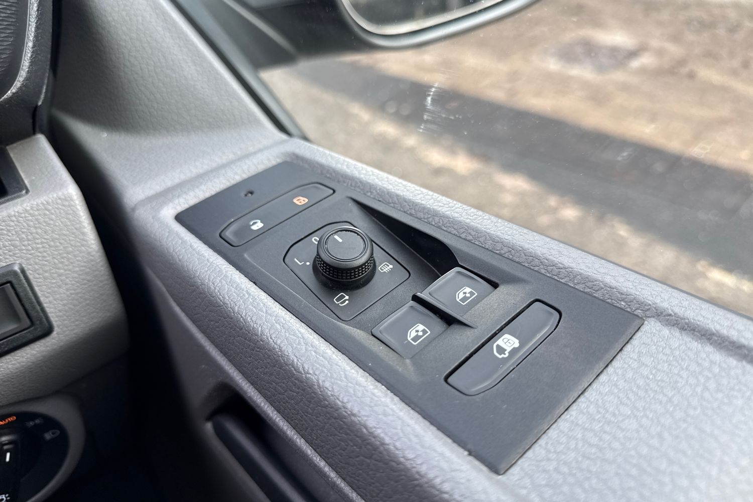 Used Volkswagen Transporter 2024 for sale - 76934280: Photo 21