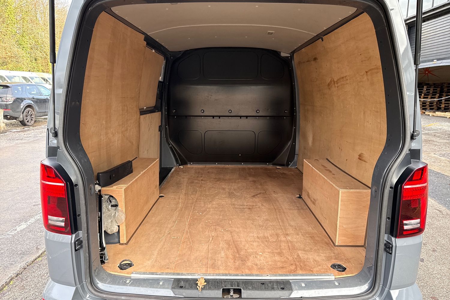 Used Volkswagen Transporter 2024 for sale - 76934280: Photo 7