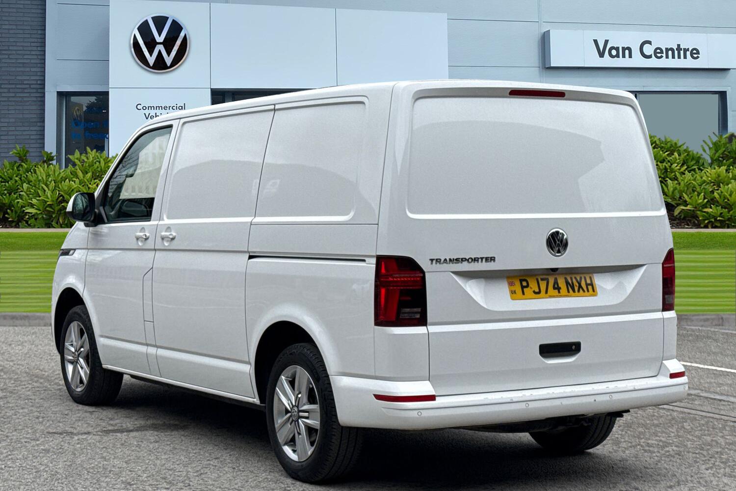 Used Volkswagen Transporter 2024 for sale - 77919297: Photo 2