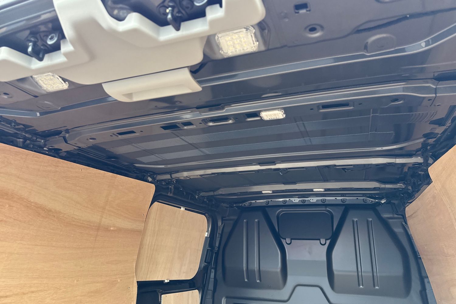 Used Volkswagen Transporter 2025 for sale - 77226346: Photo 40