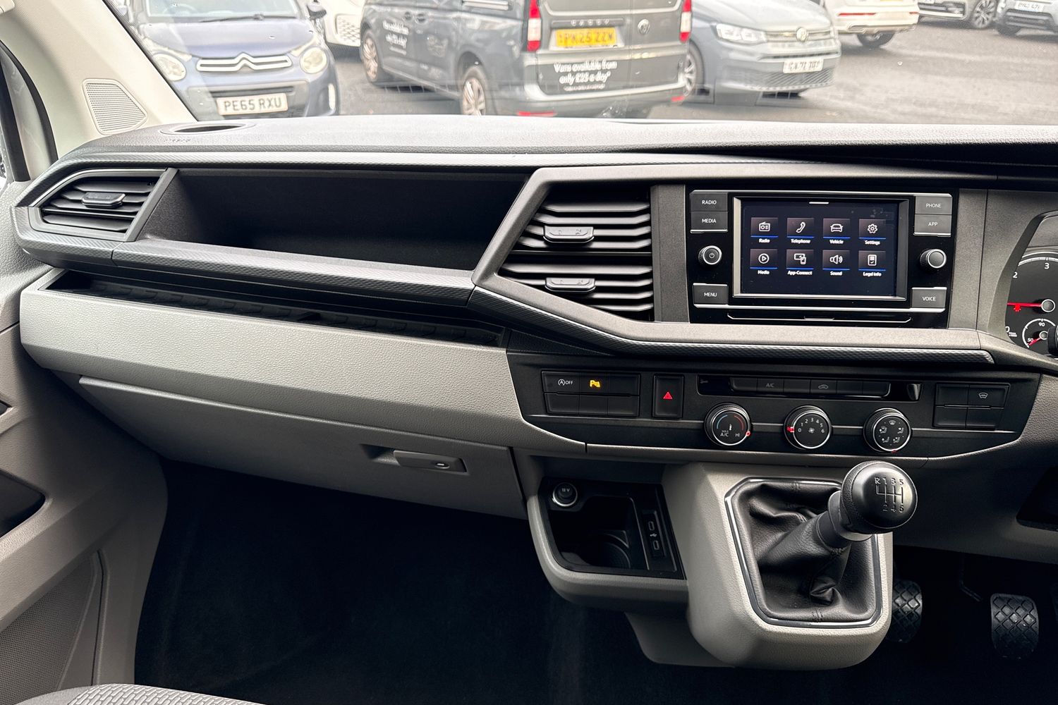 Used Volkswagen Transporter 2024 for sale - 76972799: Photo 20