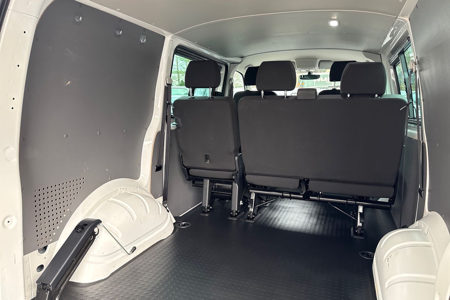 Used Volkswagen Transporter 2024 for sale - 76972799: Photo 29