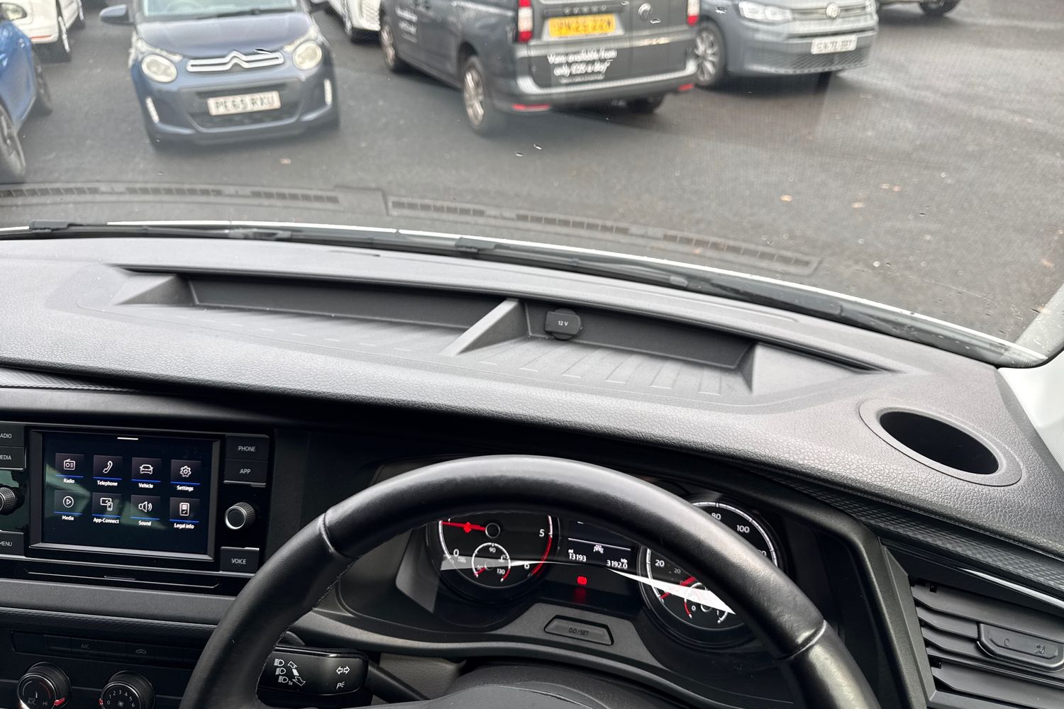 Used Volkswagen Transporter 2024 for sale - 76972799: Photo 42