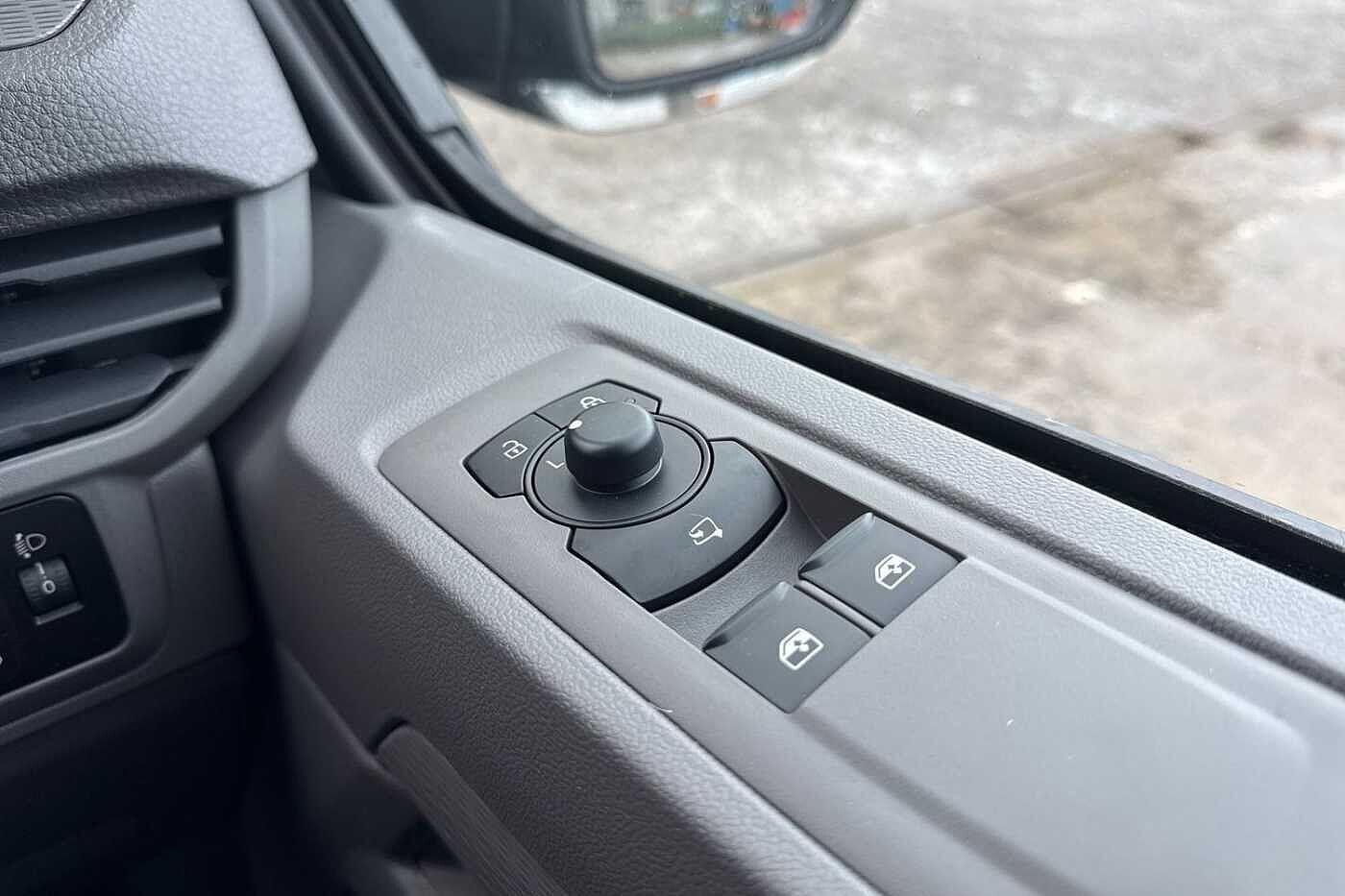 Used Volkswagen Transporter 2025 for sale - 77187309: Photo 17