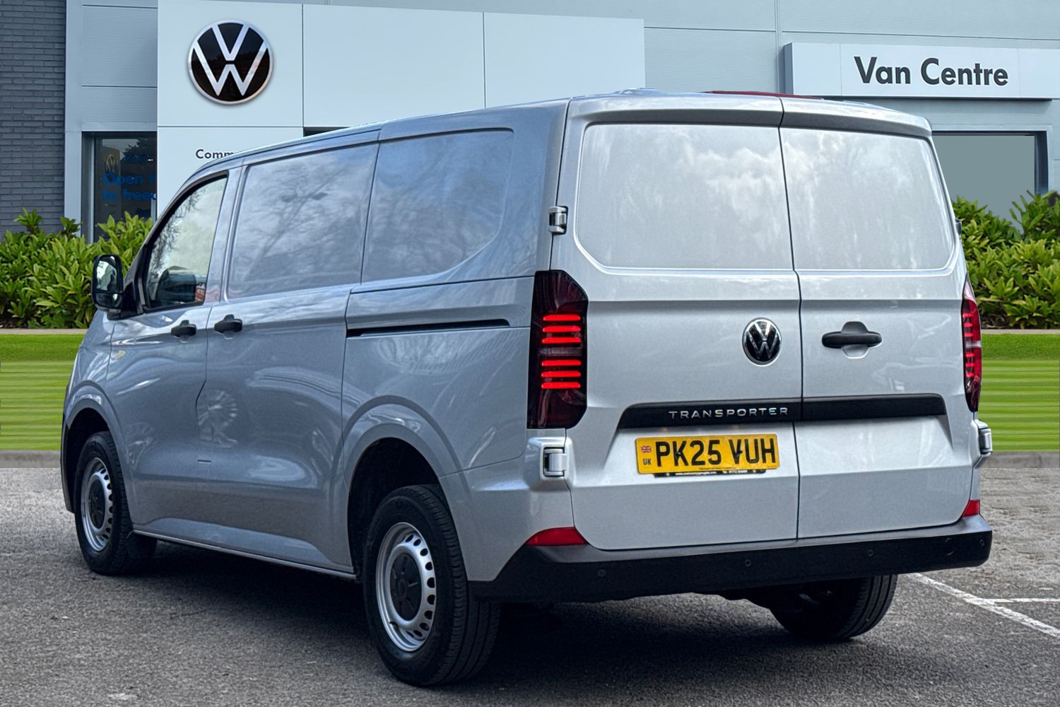 Used Volkswagen Transporter 2025 for sale - 78122417: Photo 2