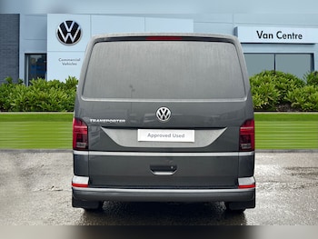 Used Volkswagen Transporter 2024 for sale - 77199364: Photo