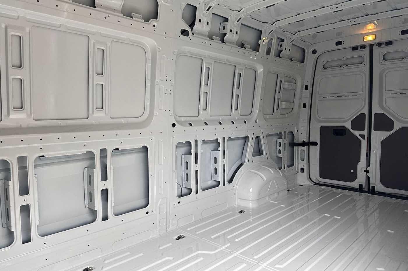 Used Volkswagen Crafter 2025 for sale - 77187333: Photo 13