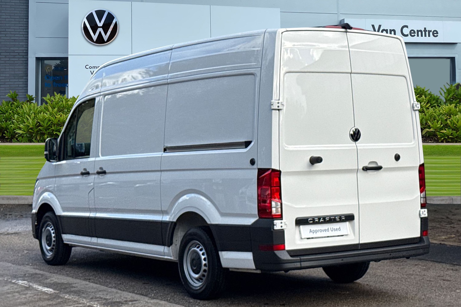 Used Volkswagen Crafter 2025 for sale - 76364581: Photo 2