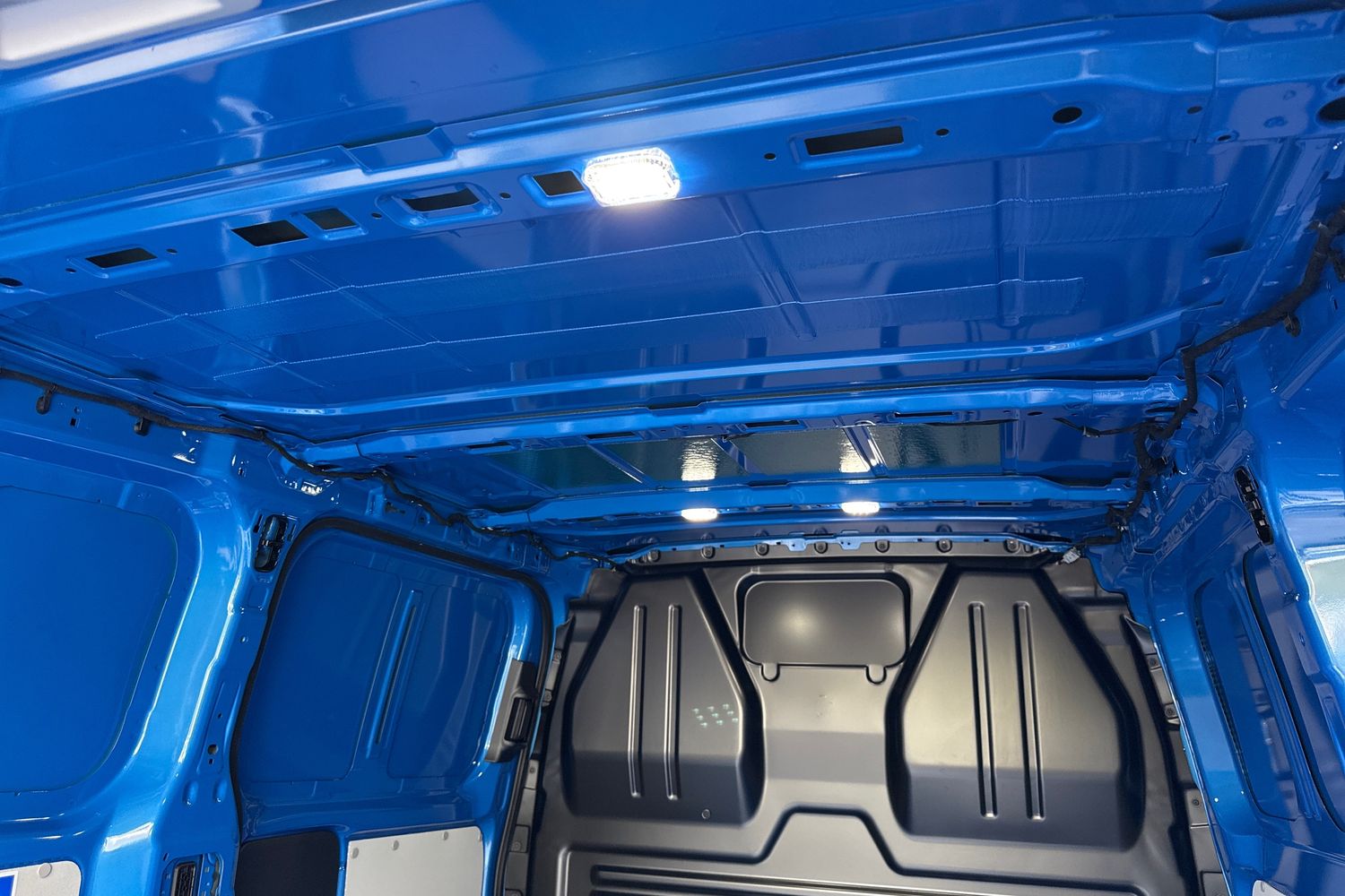 Used Volkswagen Transporter 2025 for sale - 76364595: Photo 40