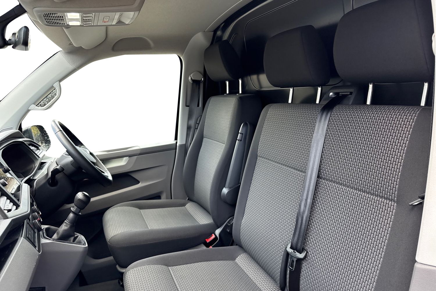 Used Volkswagen Transporter 2024 for sale - 76641757: Photo 16