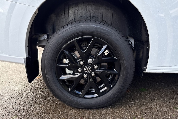 Used Volkswagen Transporter 2025 for sale - 76119860: Photo 10
