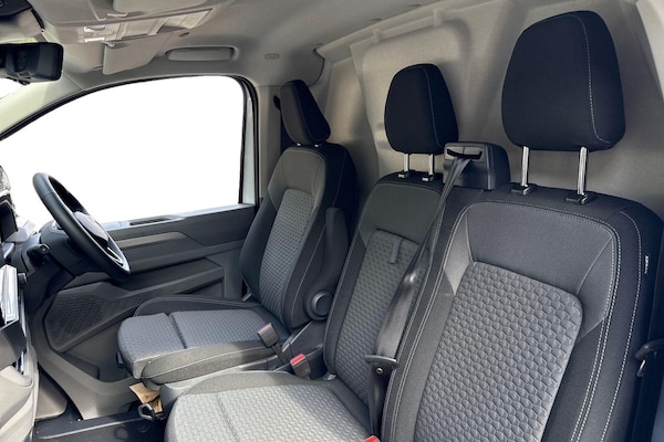 Used Volkswagen Transporter 2025 for sale - 76119860: Photo 15