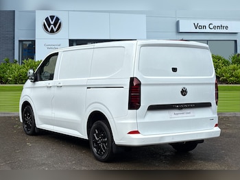 Used Volkswagen Transporter 2025 for sale - 76119860: Photo 2