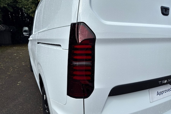 Used Volkswagen Transporter 2025 for sale - 76119860: Photo 7