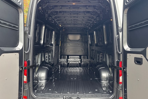 Used Volkswagen Crafter 2025 for sale - 76264085: Photo 6