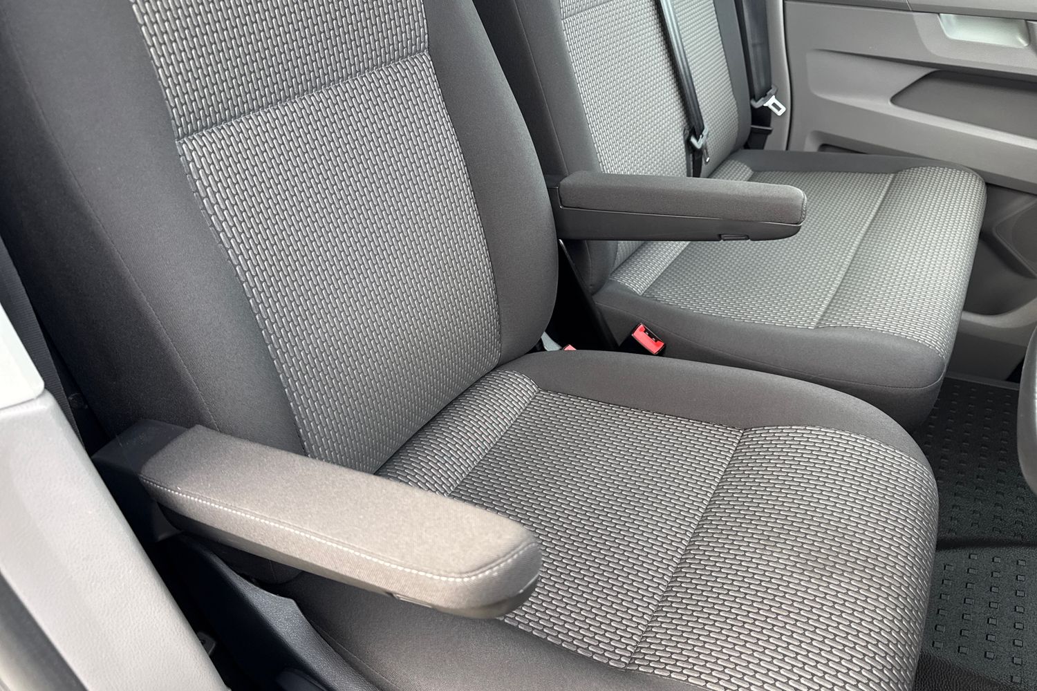 Used Volkswagen Transporter 2024 for sale - 77226524: Photo 25