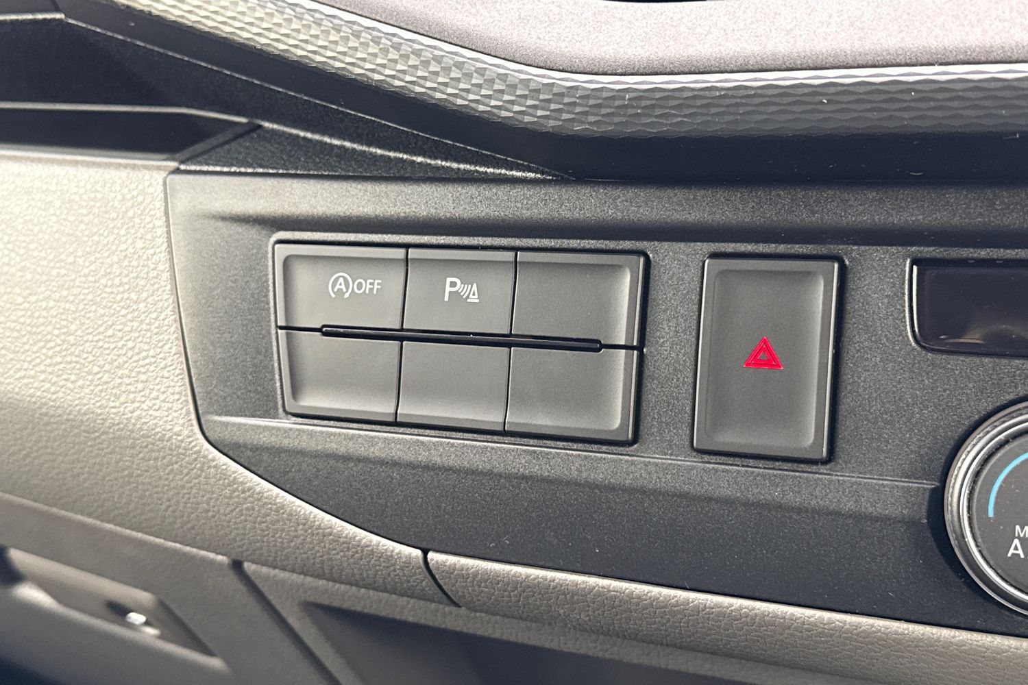 Used Volkswagen Transporter 2024 for sale - 77226524: Photo 30