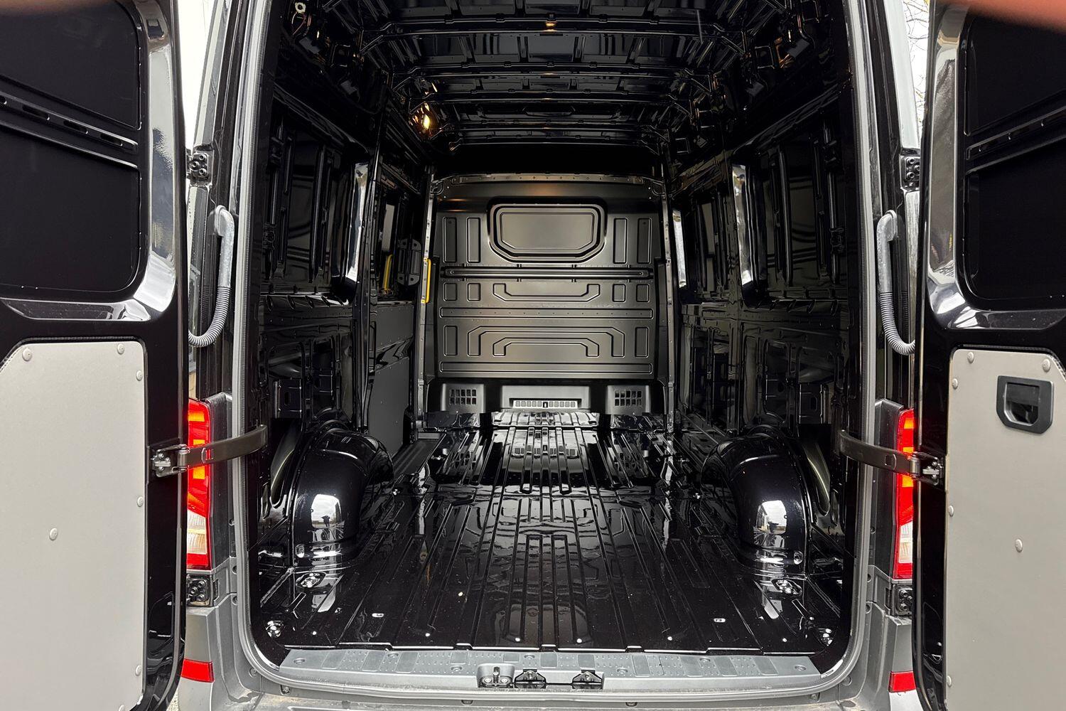 Used Volkswagen Crafter 2025 for sale - 77680180: Photo 9