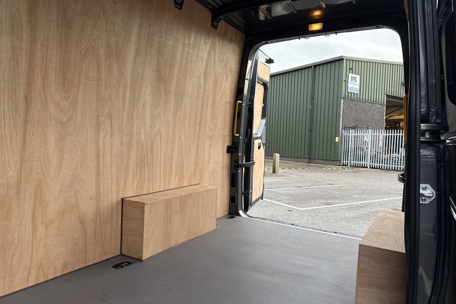 Used Volkswagen Crafter 2025 for sale - 77451146: Photo 29