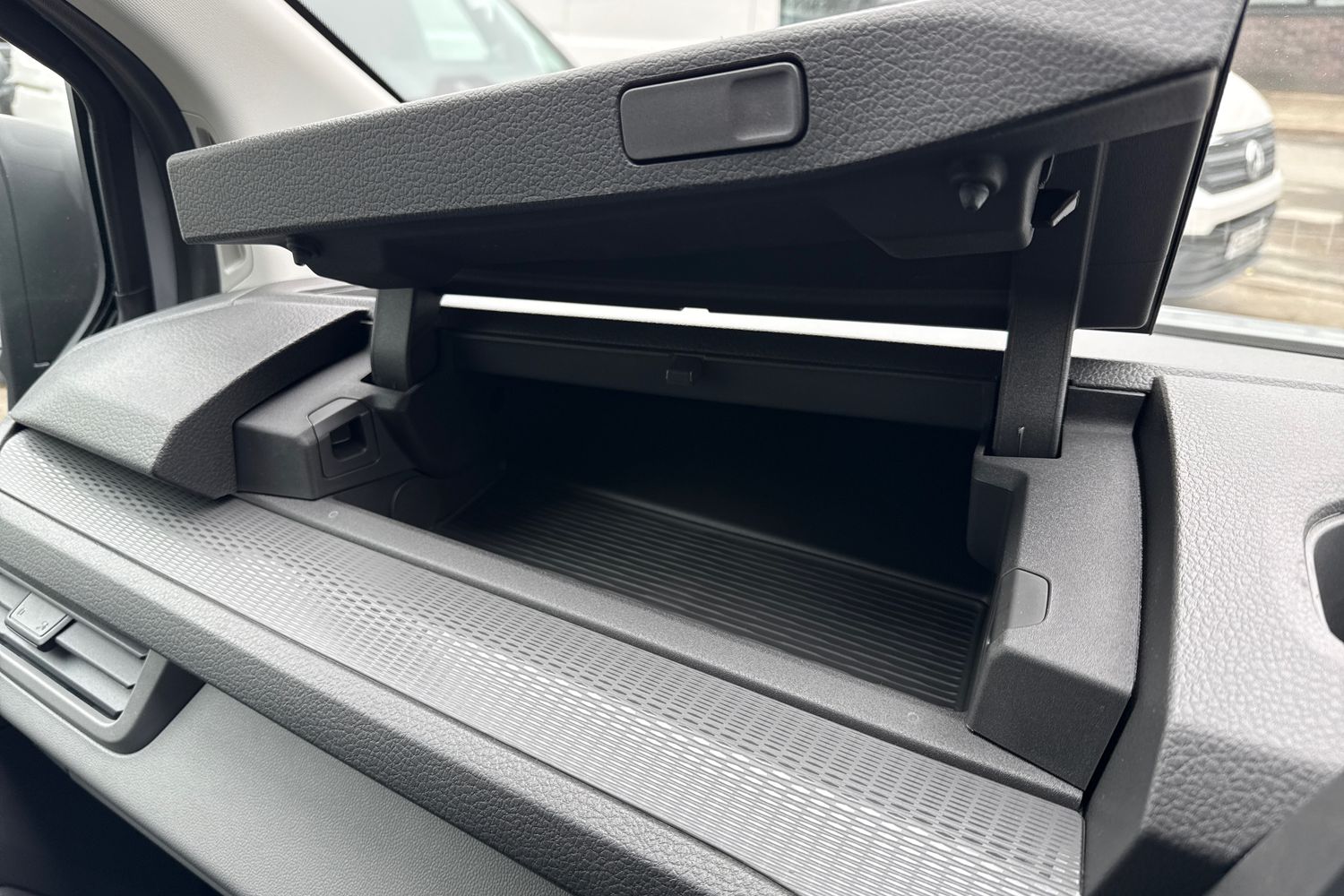 Used Volkswagen Transporter 2026 for sale - 78197719: Photo 46