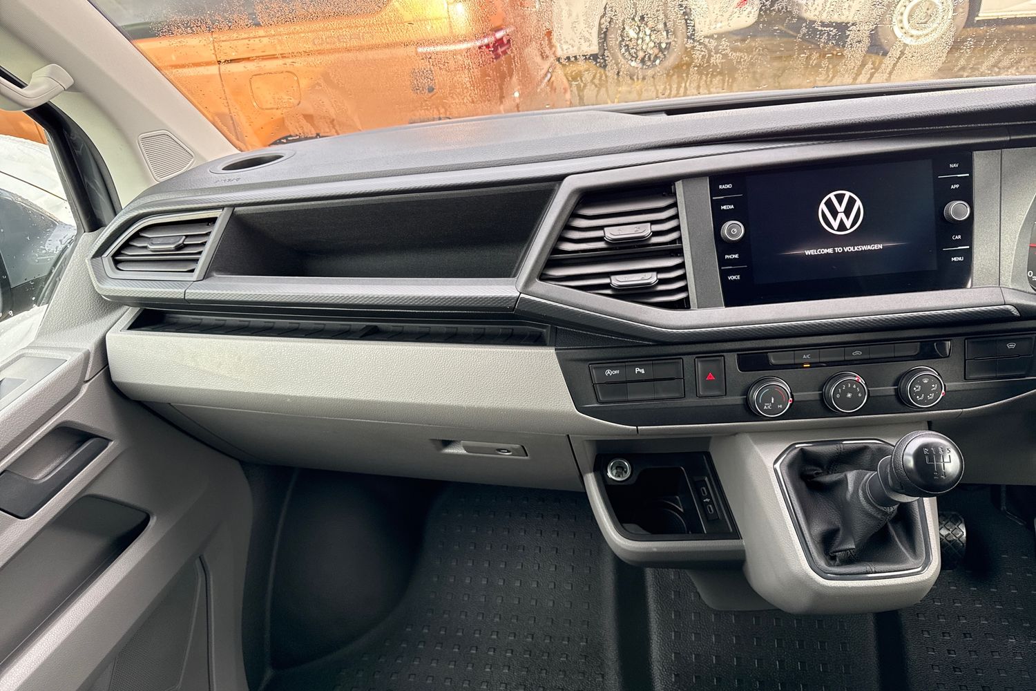 Used Volkswagen Transporter 2024 for sale - 77862857: Photo 20