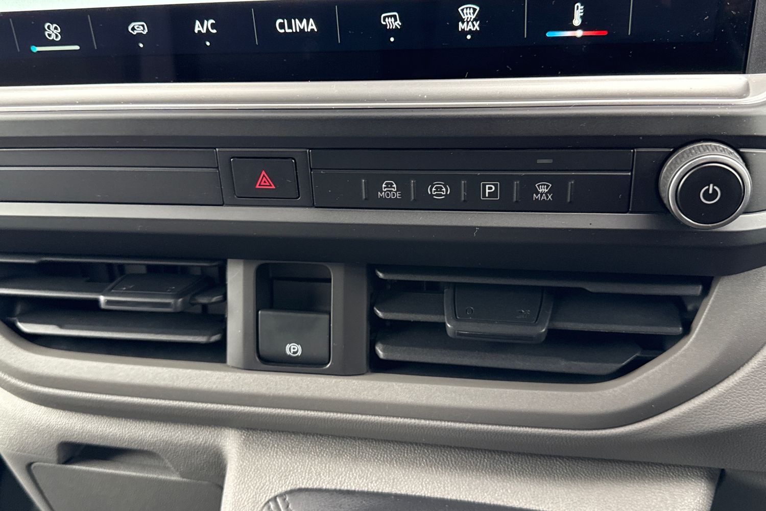 Used Volkswagen Transporter 2025 for sale - 76909466: Photo 35