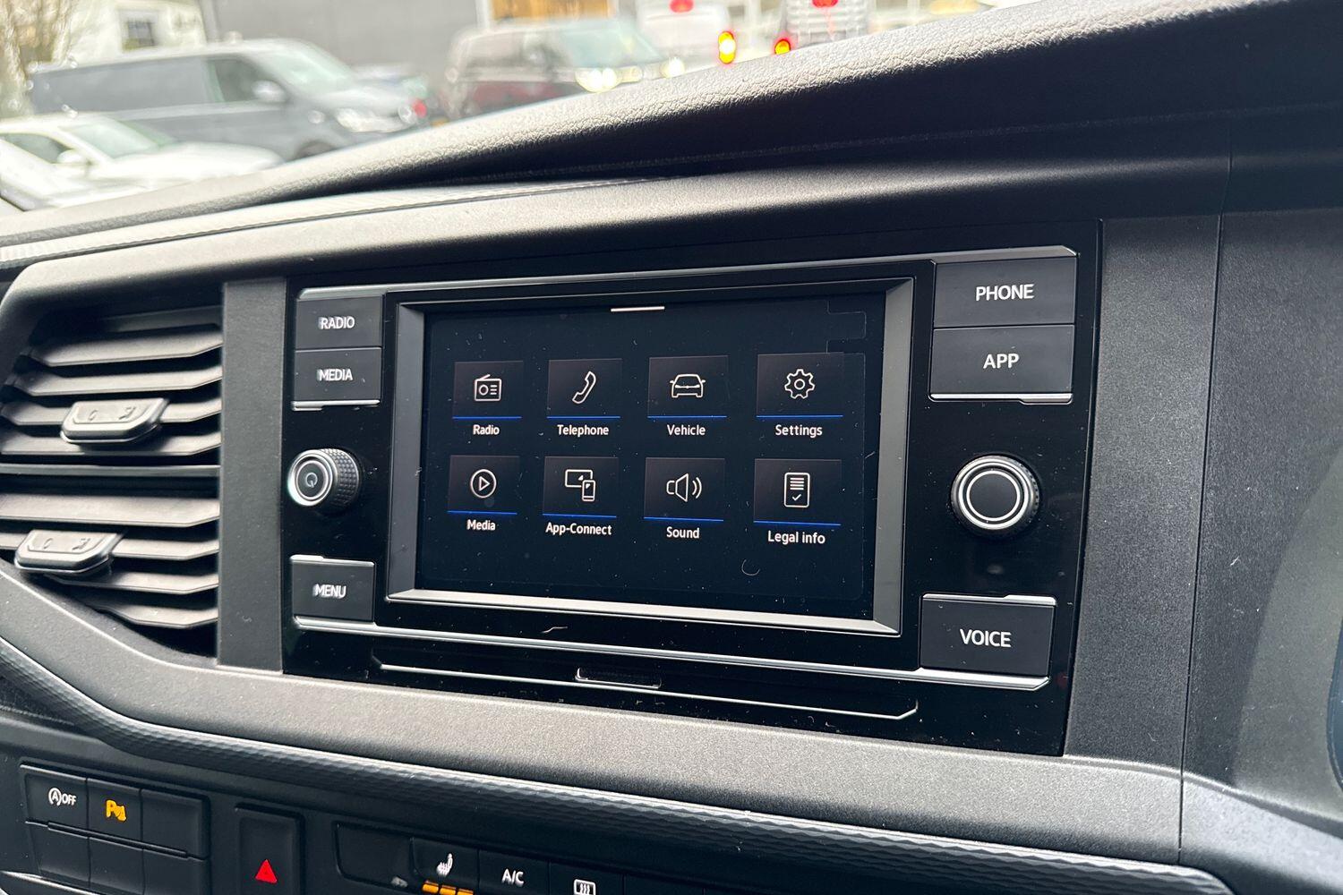 Used Volkswagen Transporter 2024 for sale - 77199480: Photo 11