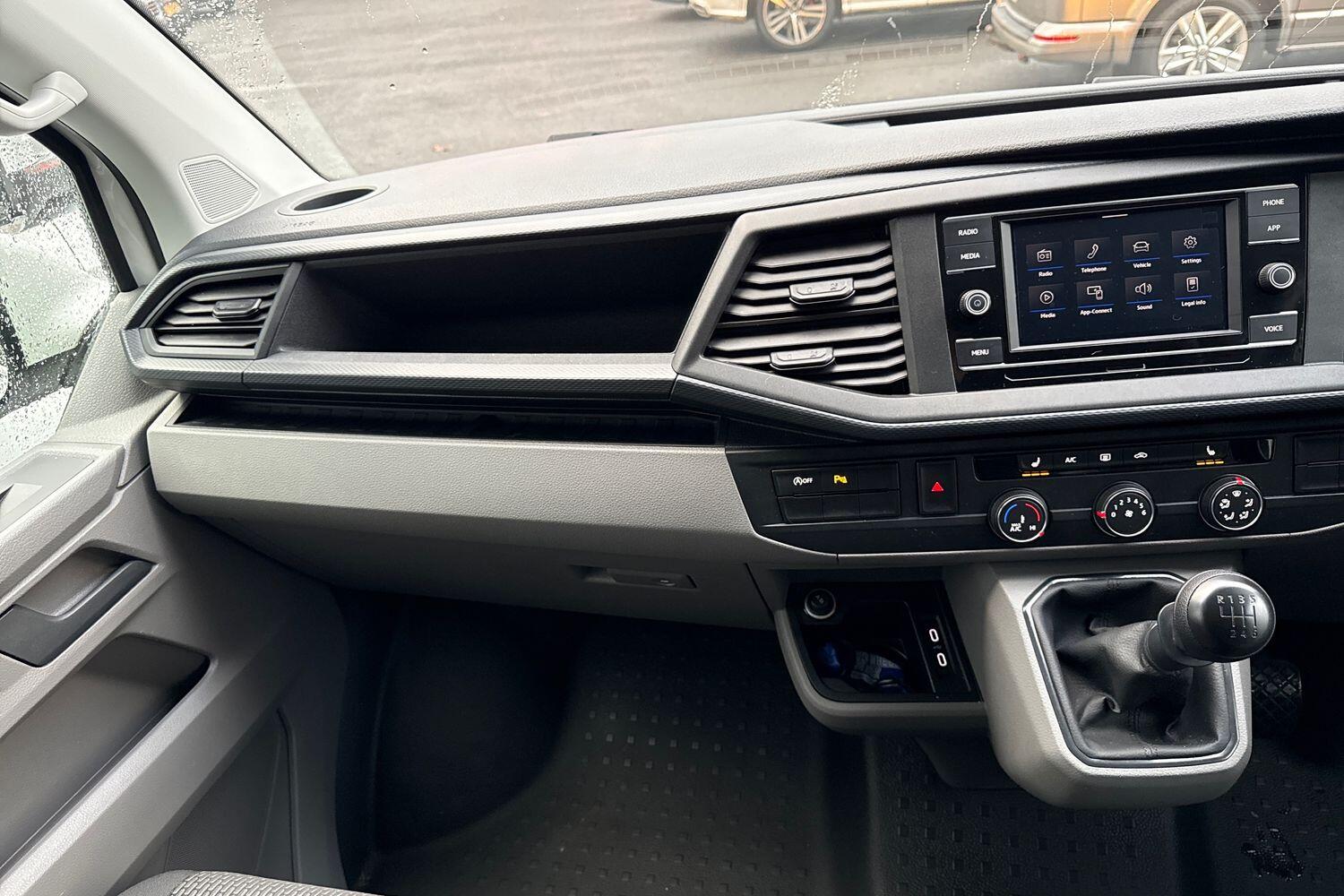 Used Volkswagen Transporter 2024 for sale - 77199480: Photo 14