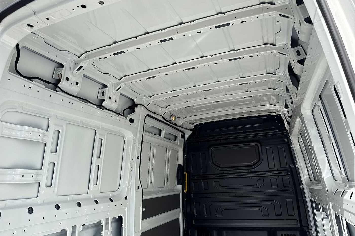 Used Volkswagen Crafter 2025 for sale - 77368486: Photo 30