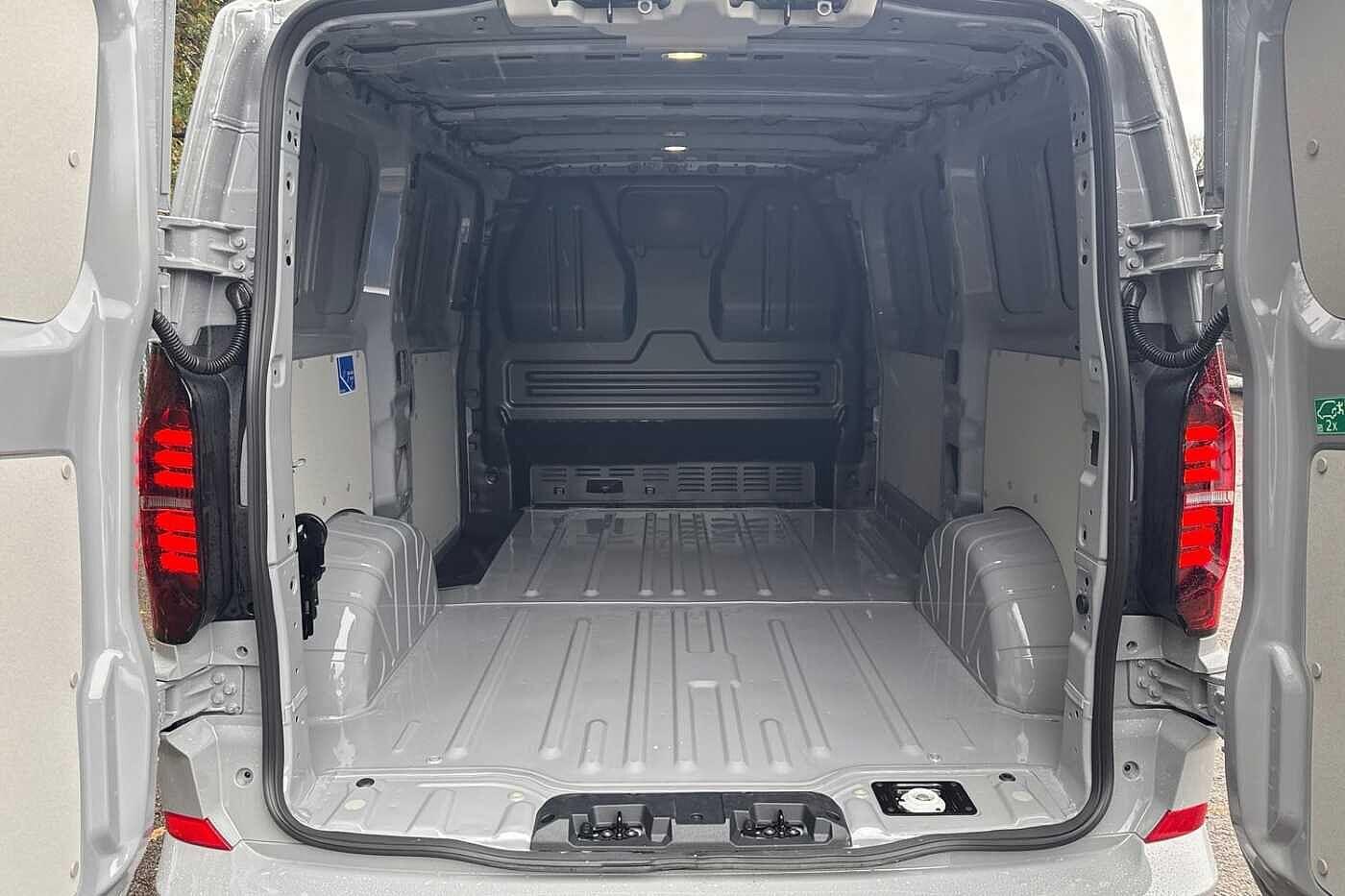 Used Volkswagen Transporter 2025 for sale - 76508963: Photo 9