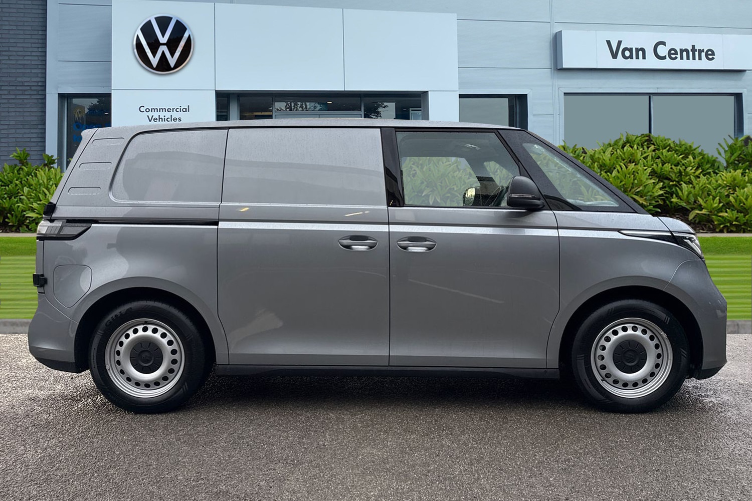 Used Volkswagen ID.Buzz 2024 for sale - 77686912: Photo 3