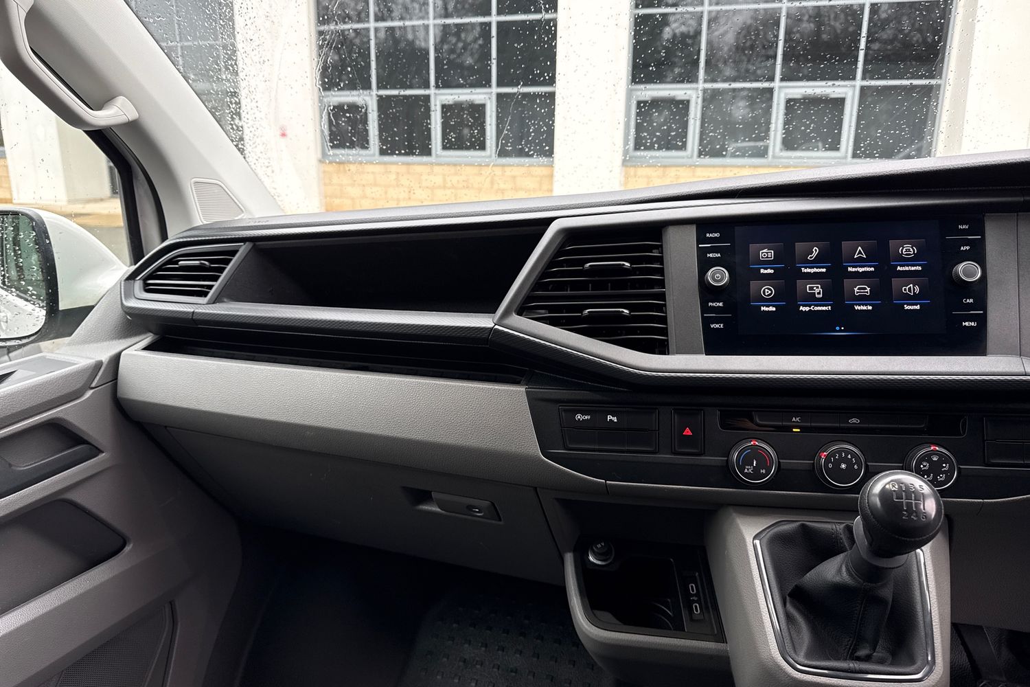 Used Volkswagen Transporter 2024 for sale - 77615893: Photo 19