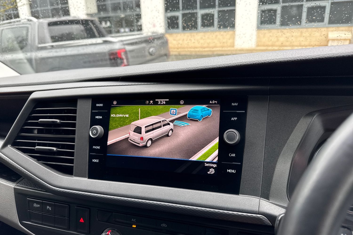 Used Volkswagen Transporter 2024 for sale - 77615893: Photo 40