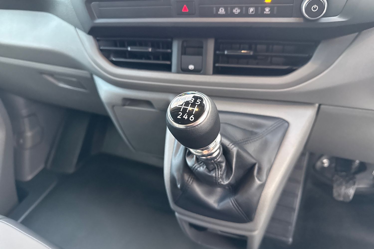 Used Volkswagen Transporter 2025 for sale - 76469302: Photo 22