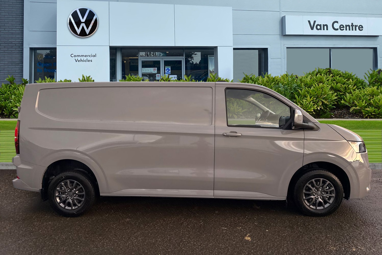 Used Volkswagen Transporter 2025 for sale - 76469302: Photo 3