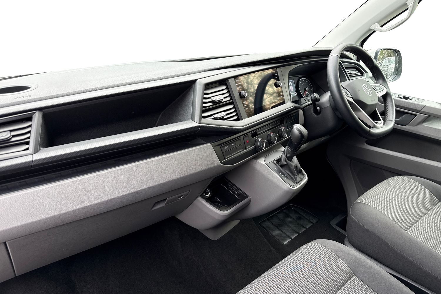 Used Volkswagen Transporter 2024 for sale - 76972817: Photo 15