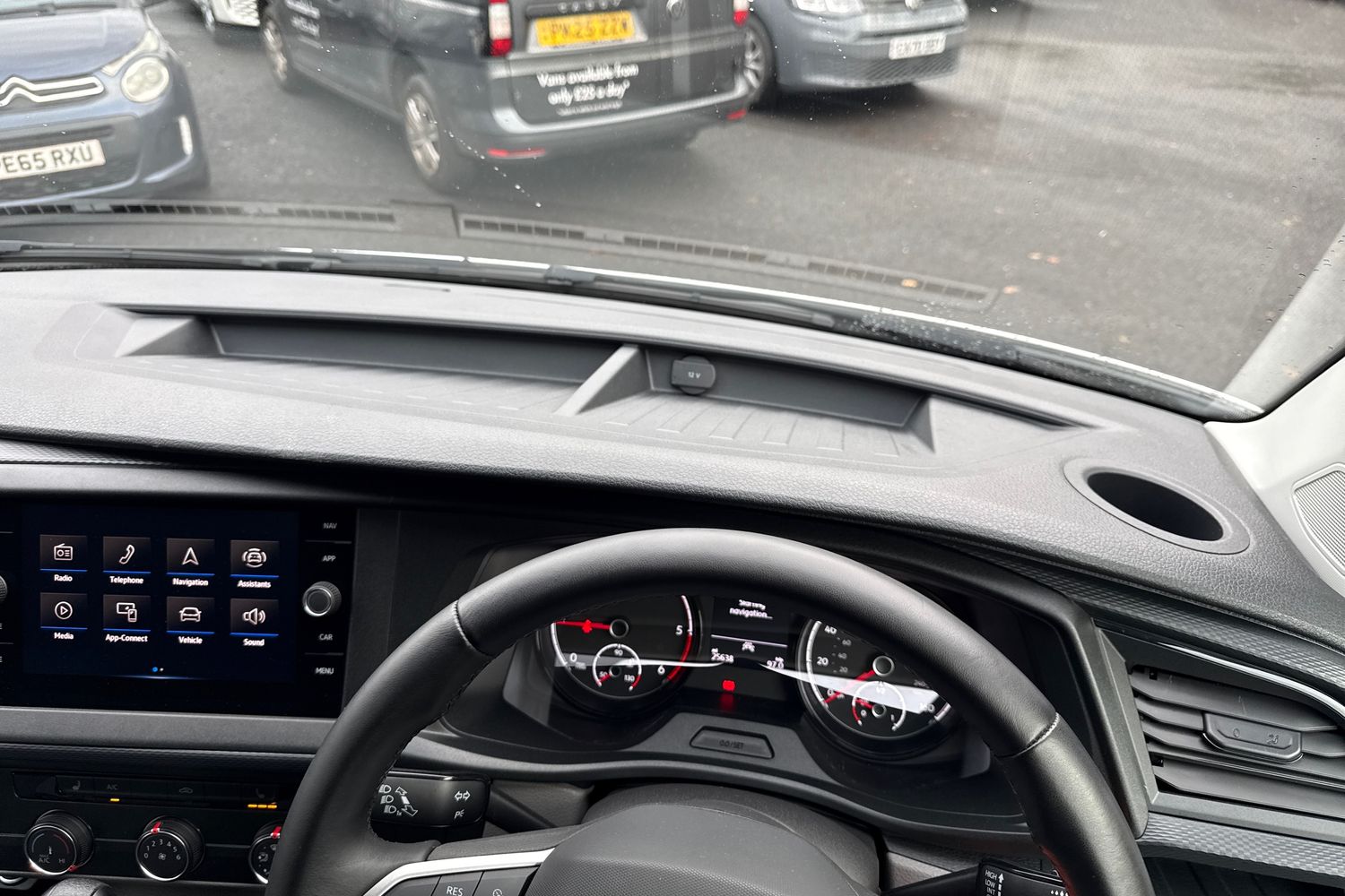 Used Volkswagen Transporter 2024 for sale - 76972817: Photo 38