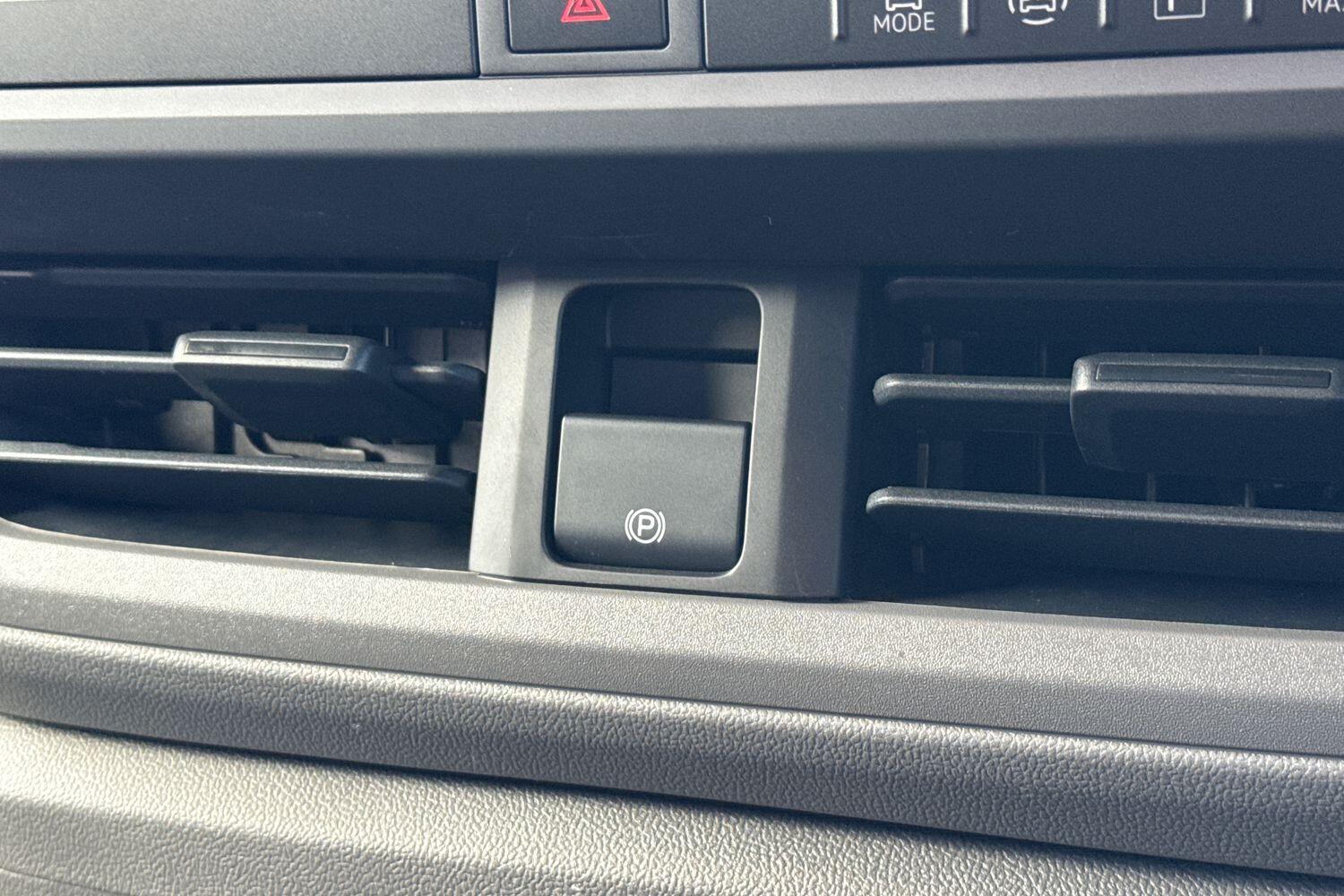 Used Volkswagen Transporter 2025 for sale - 77199619: Photo 32